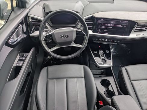 Used 2023 Audi Q4 e-tron Premium Plus w/ Premium Plus AWD/4WD image 20