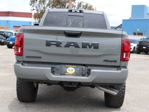 New 2026 RAM 2500 Big Horn AWD/4WD image 4