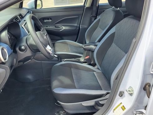 Used 2025 Nissan Versa SV image 13
