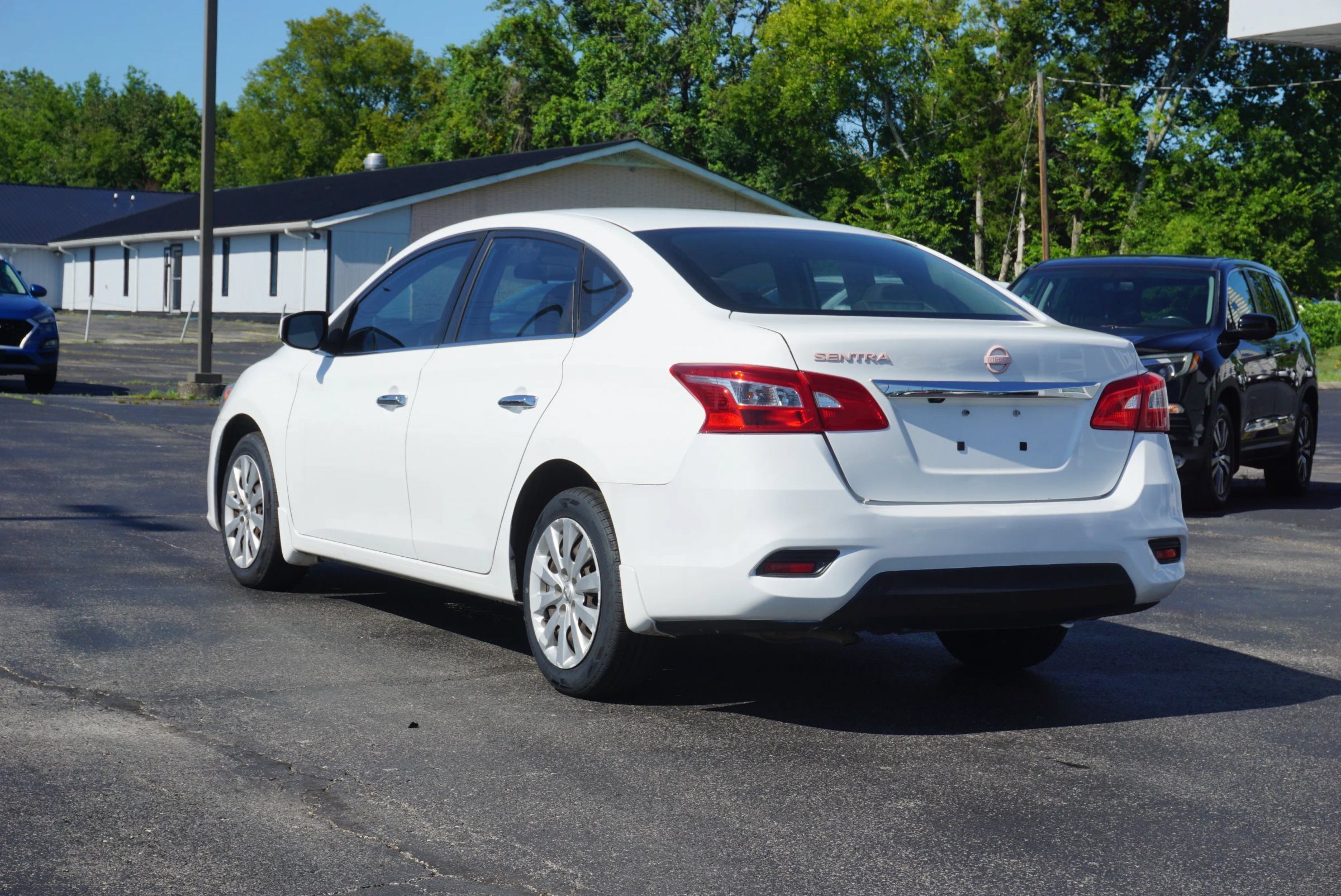 Used 2019 Nissan Sentra S FWD image 7