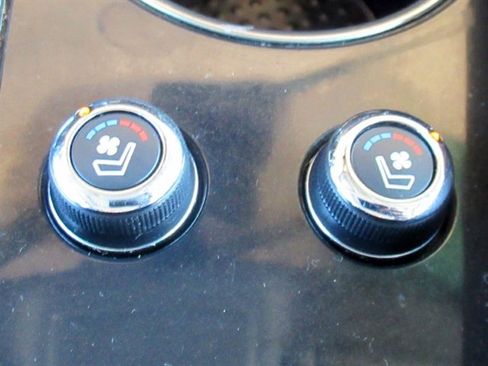 Used 2016 Nissan Maxima Platinum w/ Interior Lighting Package image 35