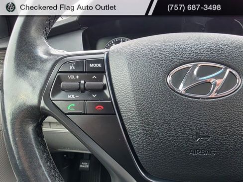Used 2015 Hyundai Sonata Limited w/ Option Group 05 image 28