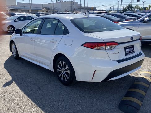 Used 2020 Toyota Corolla LE FWD image 10
