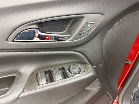 Used 2024 Chevrolet Equinox LT image 20