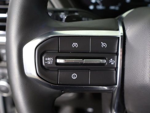 Used 2025 GMC Yukon XL Denali AWD/4WD image 55