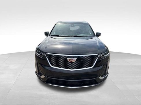 Certified 2024 Cadillac XT6 Premium Luxury FWD image 2