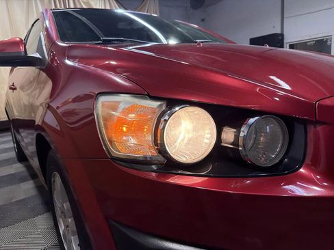 Used 2014 Chevrolet Sonic LT image 7