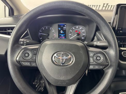 Used 2024 Toyota Corolla LE FWD image 13
