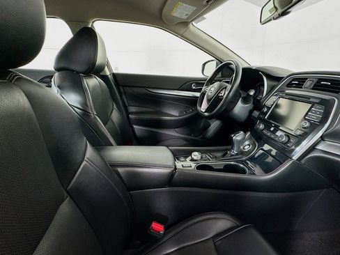 Used 2019 Nissan Maxima 3.5 SV w/ Floor Mat Group FWD image 28