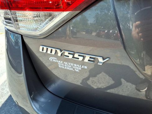 Used 2014 Honda Odyssey Touring image 5