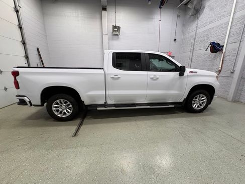 Used 2024 Chevrolet Silverado 1500 RST AWD/4WD image 3