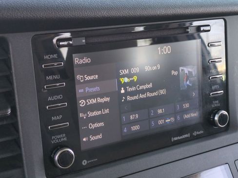 Used 2020 Toyota Sienna LE image 13