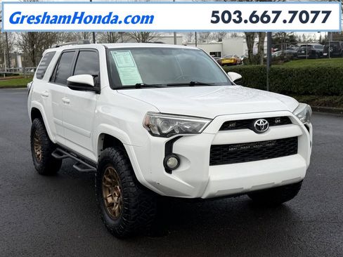 Used 2017 Toyota 4Runner SR5 image 1