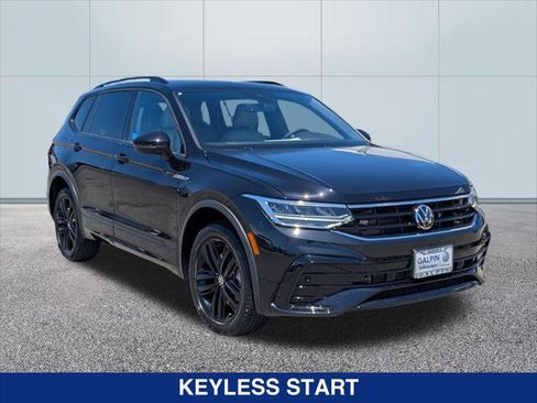 Certified 2022 Volkswagen Tiguan SE R-Line AWD/4WD image 7