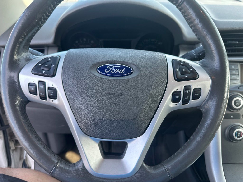 Used 2012 Ford Edge SEL FWD image 12