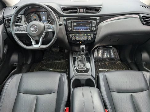 Used 2022 Nissan Rogue Sport SL w/ Premium Package image 9