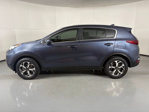 Used 2020 Kia Sportage LX image 5