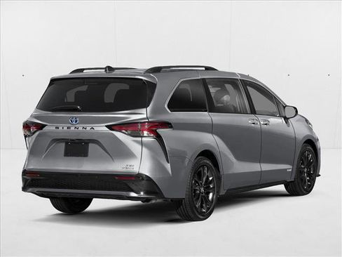 New 2026 Toyota Sienna XSE image 2