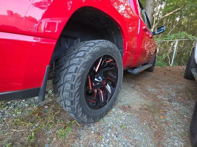 Used 2019 RAM 1500 Big Horn AWD/4WD image 9