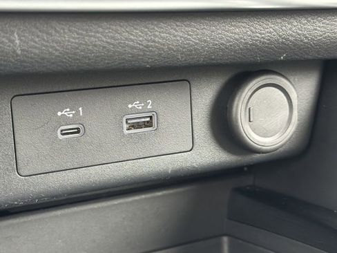 Certified 2023 Nissan Rogue SV image 8