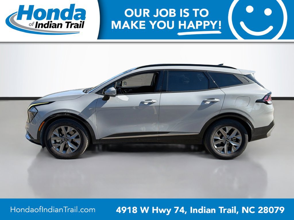 Used 2023 Kia Sportage SX FWD image 3