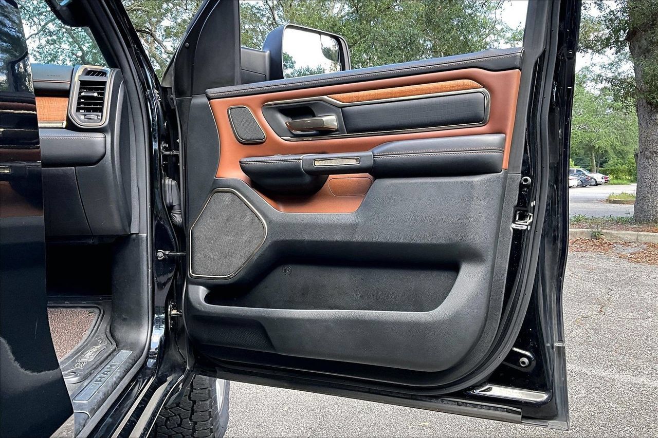 Used 2020 RAM 1500 Limited AWD/4WD image 29