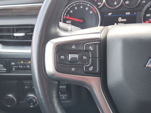 Used 2021 Chevrolet Tahoe LT w/ LT Signature Package image 31