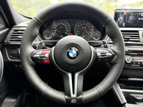 Used 2015 BMW M3 image 24