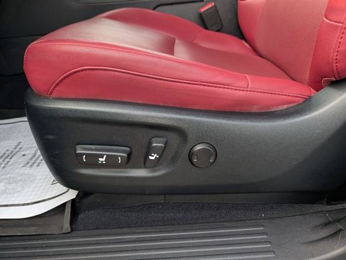 Certified 2023 Lexus GX 460 Premium w/ Premium Plus Package AWD/4WD image 8