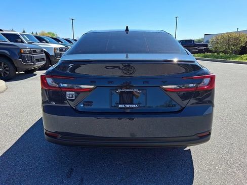 Certified 2025 Toyota Camry SE AWD/4WD image 5