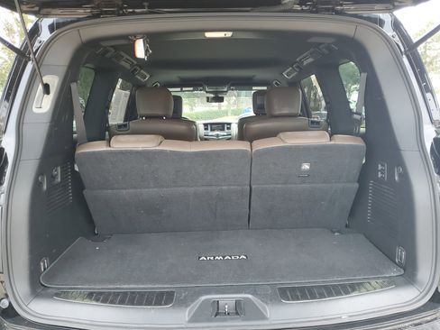 Used 2020 Nissan Armada Platinum w/ Platinum Reserve Package image 11