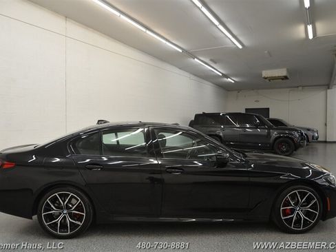 Used 2023 BMW 530i w/ M Sport Package RWD image 11