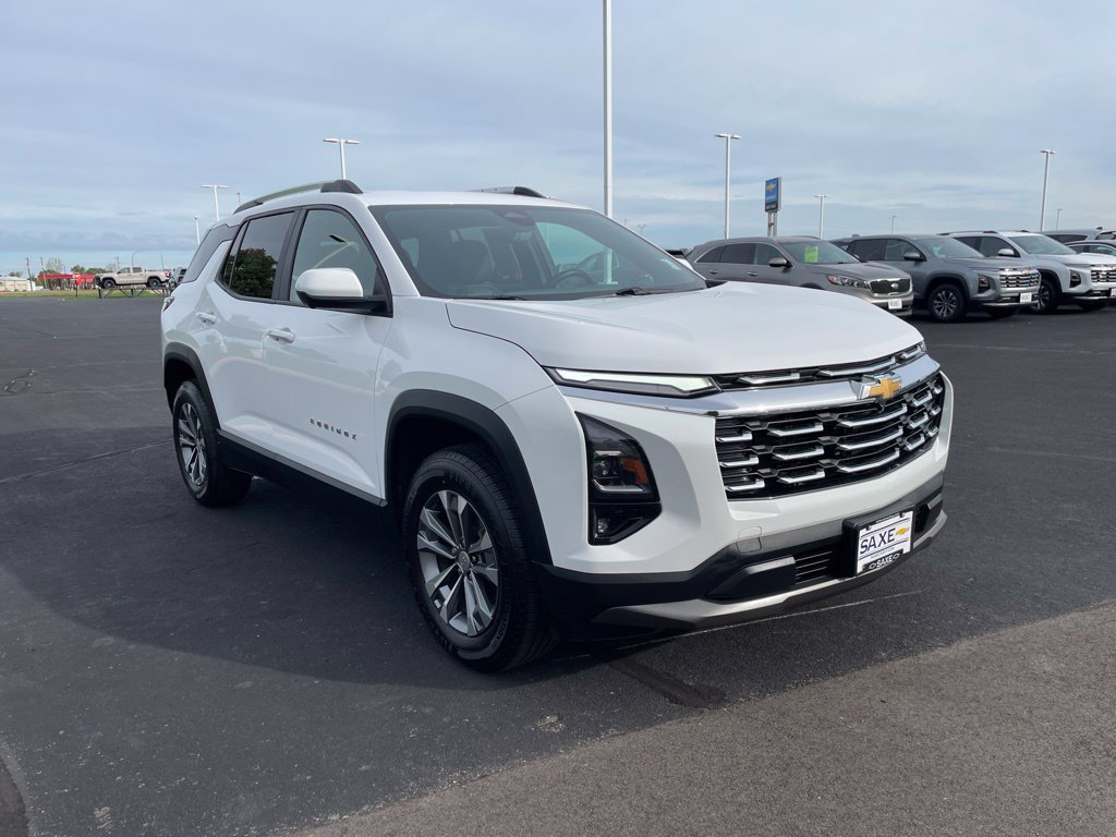Used 2025 Chevrolet Equinox LT w/ Convenience Package II AWD/4WD image 7