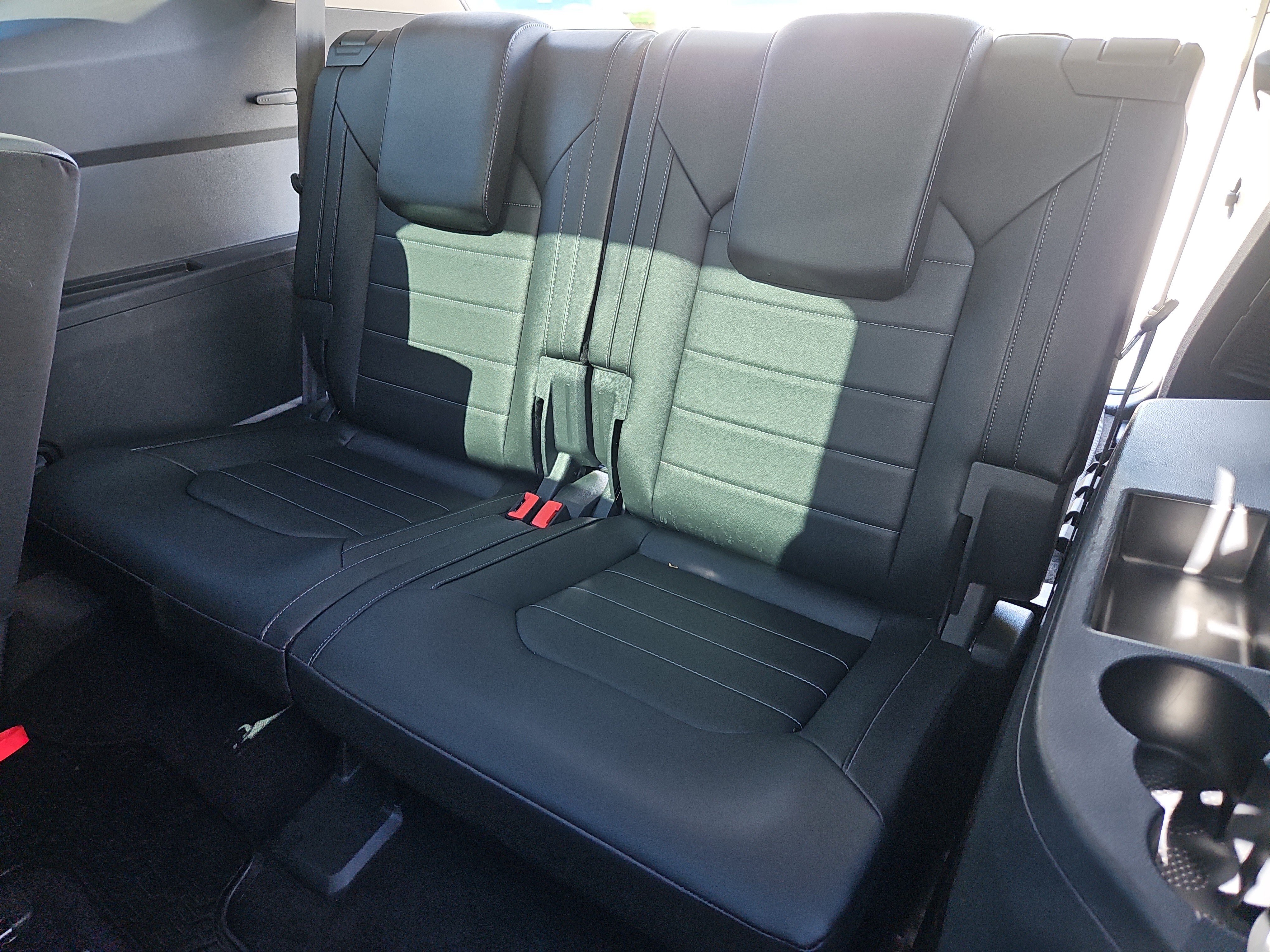 Used 2018 Volkswagen Atlas SEL Premium AWD/4WD image 36
