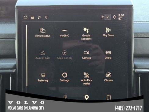 Used 2025 GMC Yukon Denali AWD/4WD image 16
