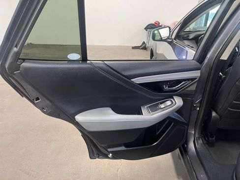 Used 2025 Subaru Outback Limited image 19