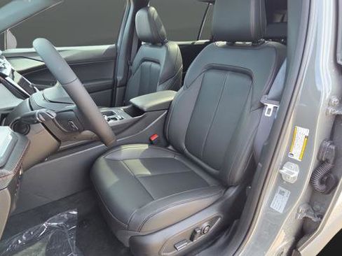 New 2026 Jeep Cherokee Limited image 9