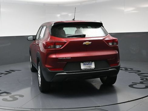 Used 2023 Chevrolet TrailBlazer LS FWD image 8