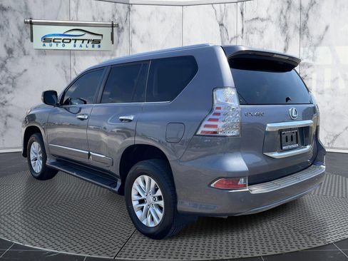 Used 2019 Lexus GX 460 image 6