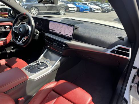 Used 2025 BMW M240i Coupe RWD image 19