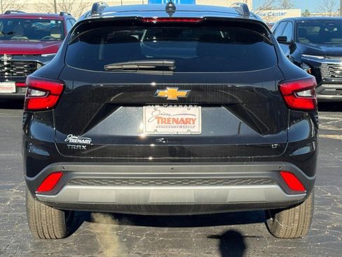 New 2026 Chevrolet Trax LT w/ Driver Confidence Package image 4