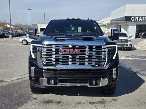 Used 2025 GMC Sierra 2500 Denali w/ Technology Package image 2