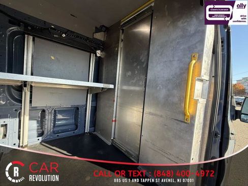 Used 2019 Ford Transit 250 148 High Roof Extended image 11