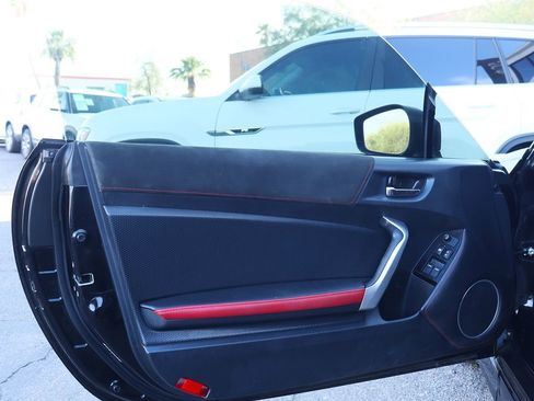 Used 2019 Toyota 86 TRD SE image 32