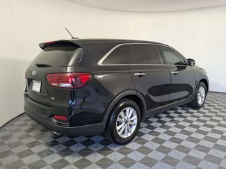 Used 2019 Kia Sorento LX video 2