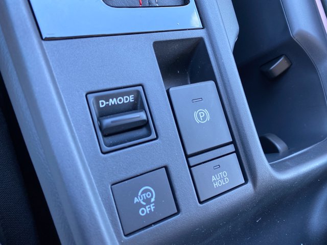 New 2026 Nissan Sentra SR w/ SR Premium Package FWD image 18