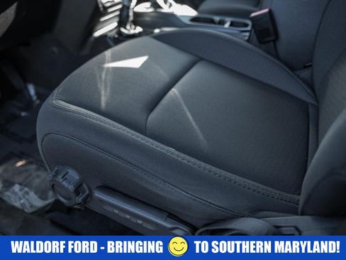 Used 2023 Jeep Gladiator Sport image 31