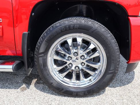 Used 2011 Chevrolet Silverado 1500 LT AWD/4WD image 29