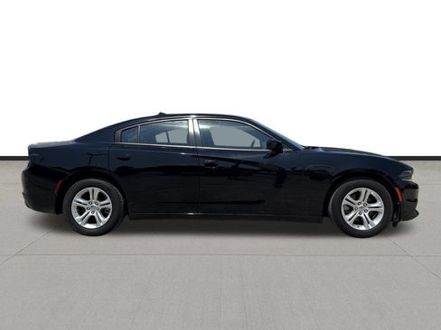 Used 2023 Dodge Charger SXT RWD image 4