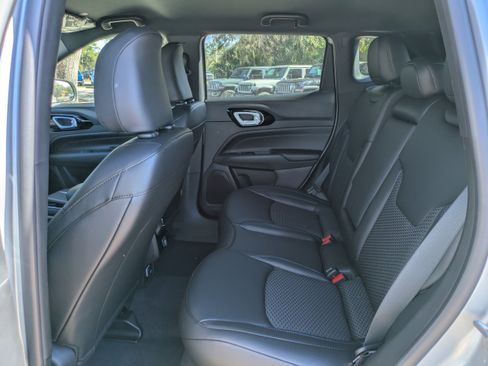New 2026 Jeep Compass Latitude AWD/4WD image 12